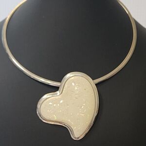 Silver Tone Collar Necklace Abstract Heart Opalescent Lucite Resin Pendant 2”